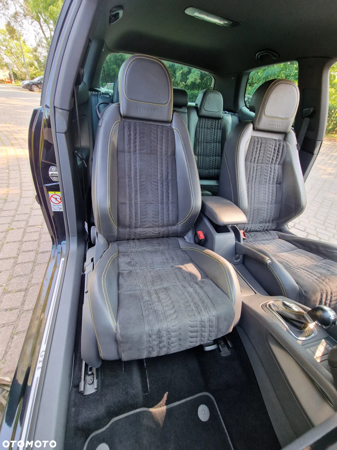 Volkswagen Golf 2.0 GTI DSG Pirelli - 29