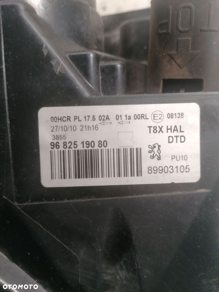 LAMPA PRAWA PRZEDNIA PRZÓD PEUGEOT 5008 I 9682519080 89903105 - 3