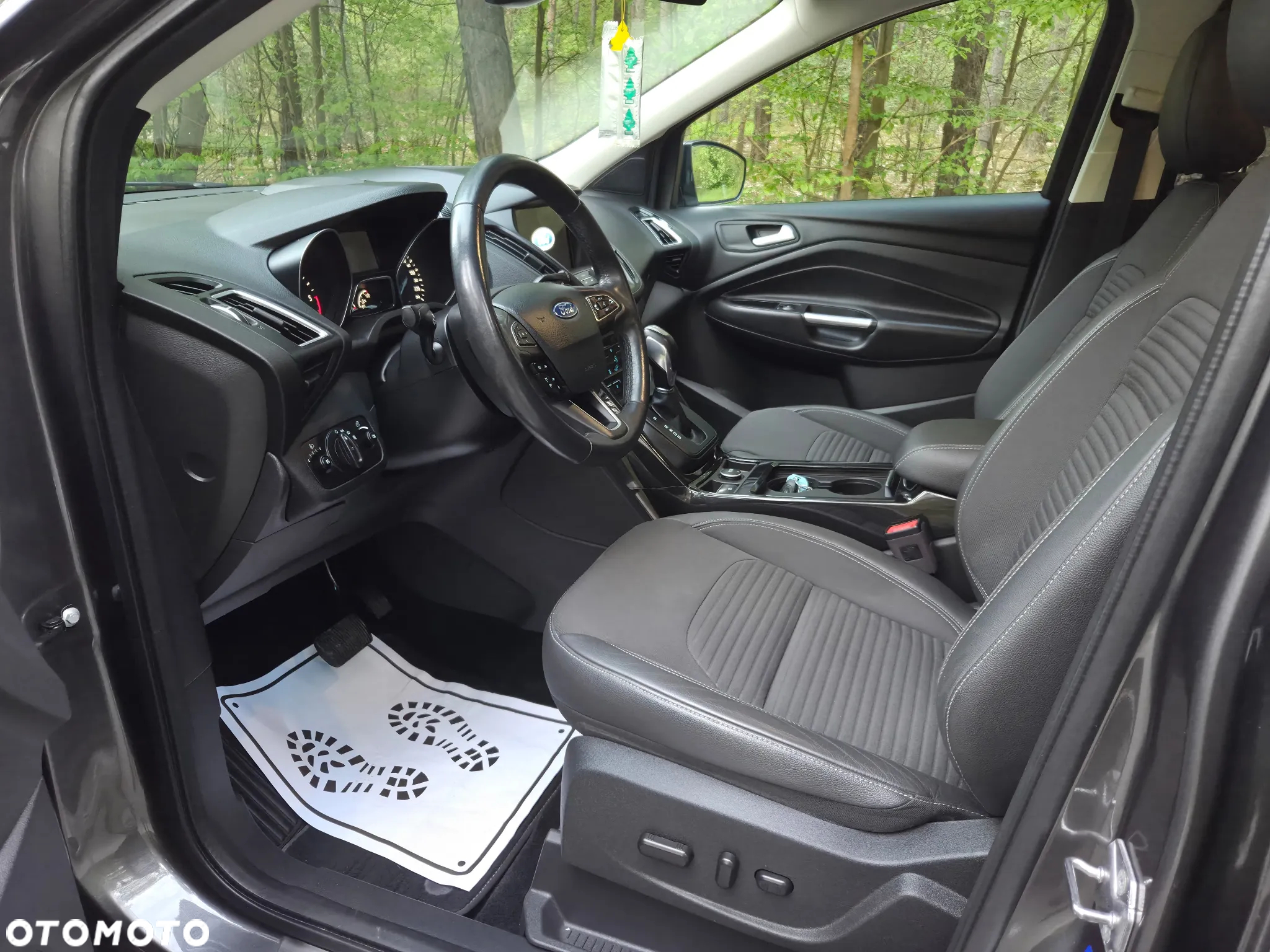 Ford Kuga 1.5 TDCi 2x4 Cool & Connect - 13
