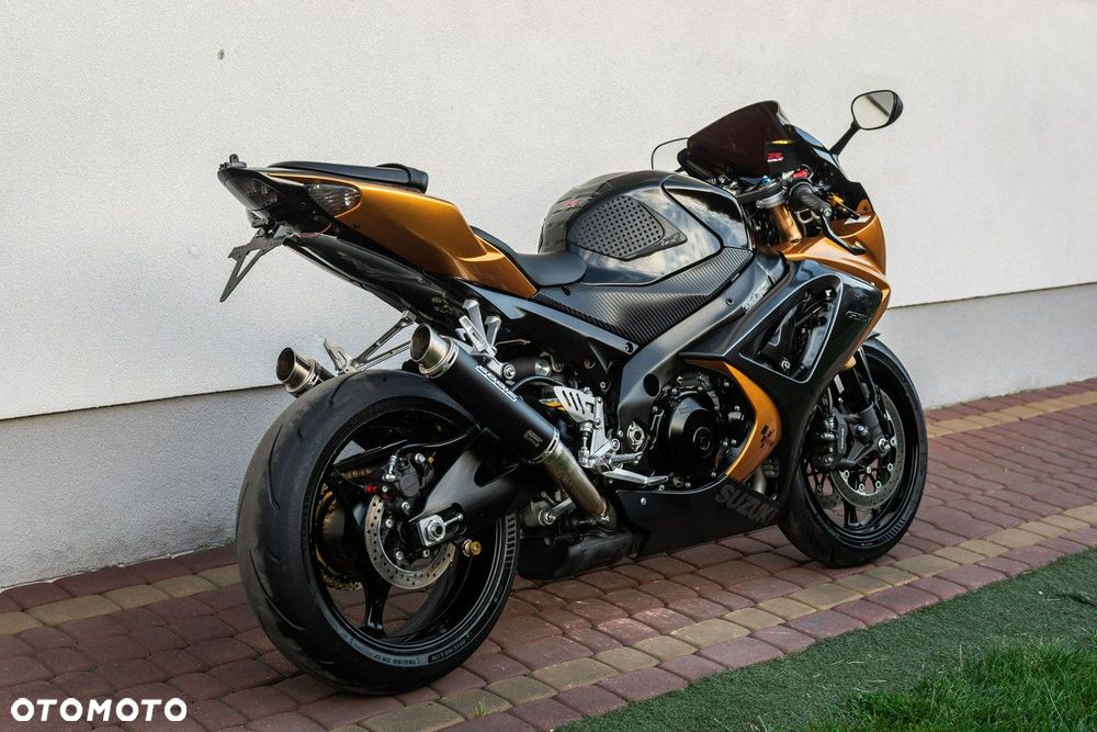 Suzuki GSX-R - 3