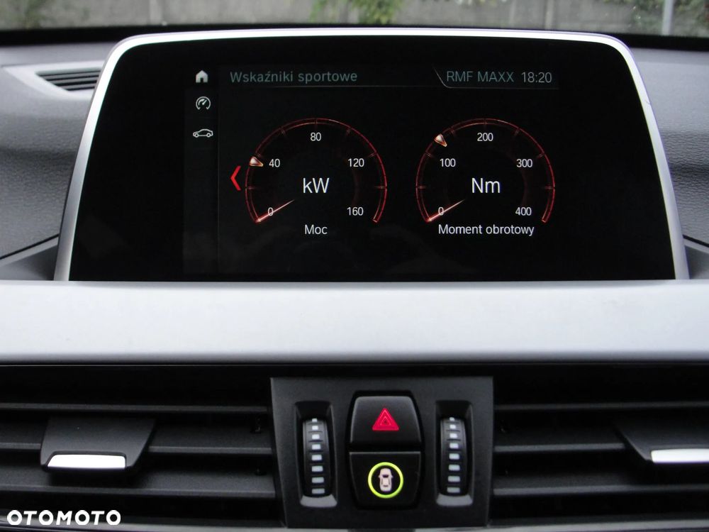 BMW X1 sDrive18d xLine - 33