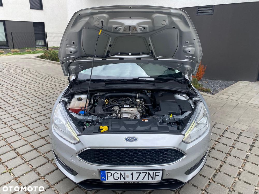 Ford Focus 1.0 EcoBoost STart-Stopp-System TITANIUM - 18