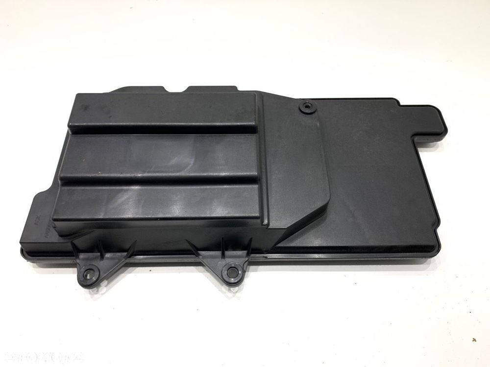 SUBWOOFER  AUDI A8 D4 (4H2, 4H8, 4HC, 4HL) 2009 - 2018 4.2 TDI quattro 258 kW [351 KM] olej - 3