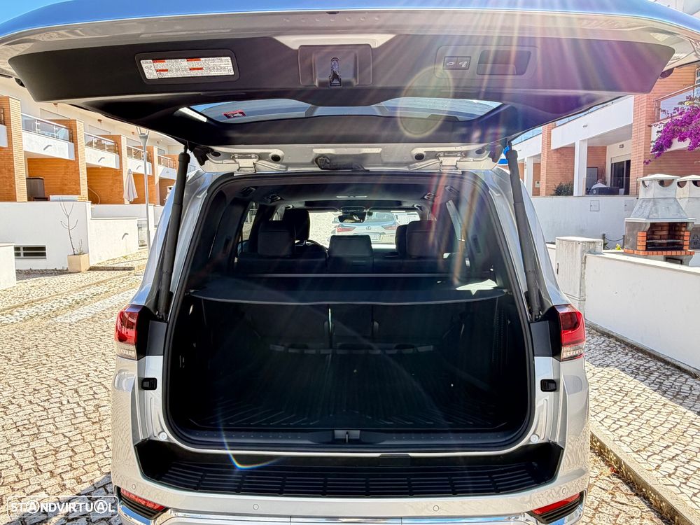 Toyota Land Cruiser - 7