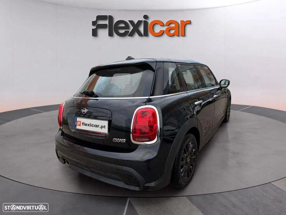 MINI 5 Portas Cooper Auto - 8