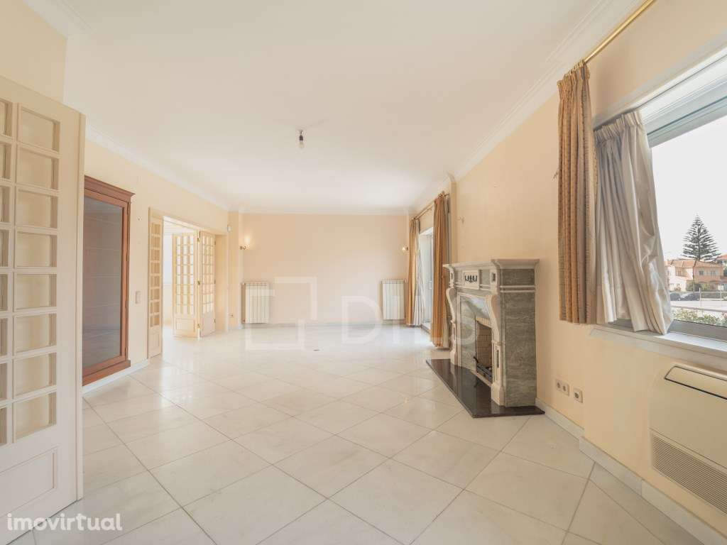 Moradia T3 com jardim na Praça do Império, Foz - Grande imagem: 3/30