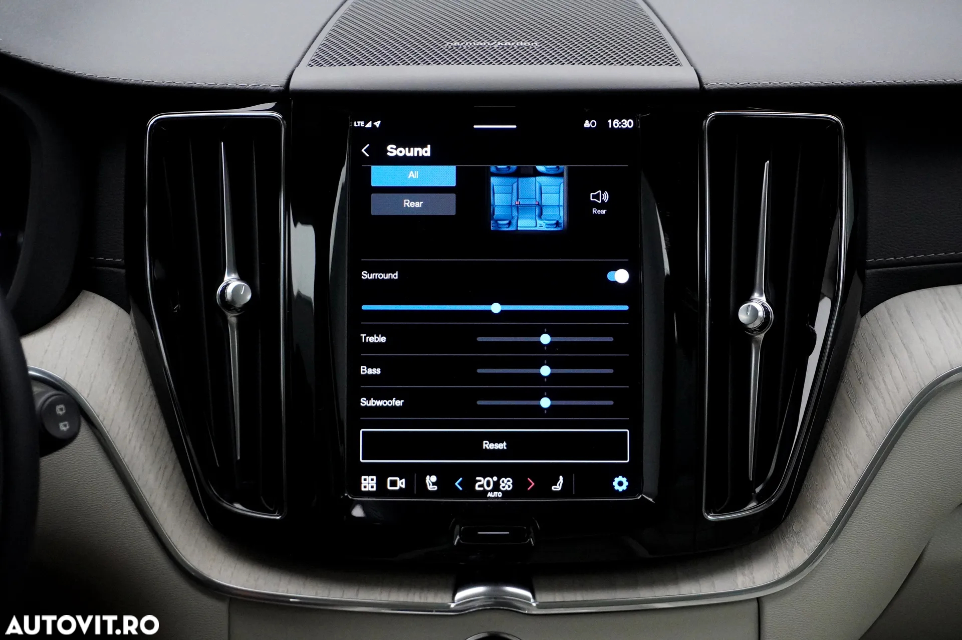 Volvo XC 60 Recharge T8 Twin Engine eAWD Inscription - 29