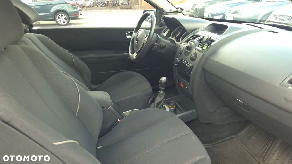 Renault Megane - 9