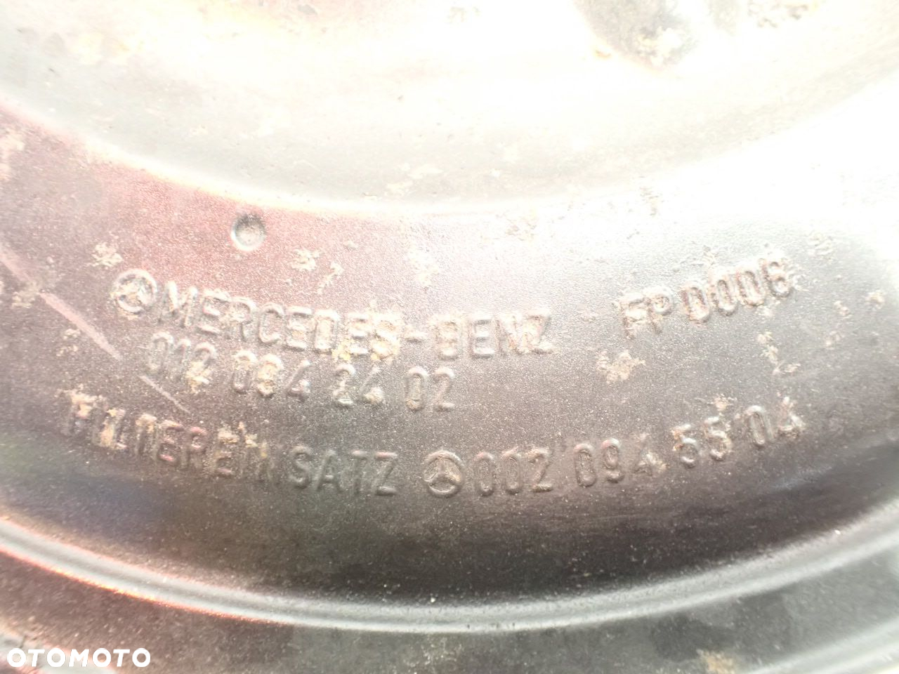 OBUDOWA FILTRA POWIETRZA MERCEDES - BENZ W124 E300 2.3 - 11