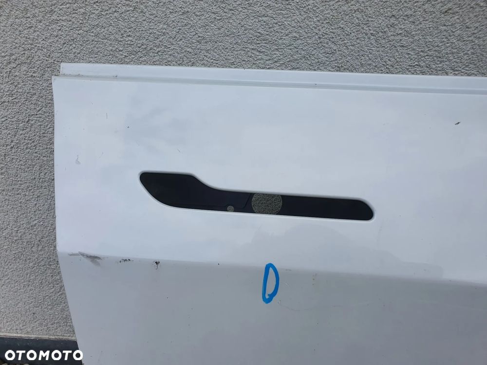Drzwi przednie prawe Tesla 3 rok 17-23 - 2