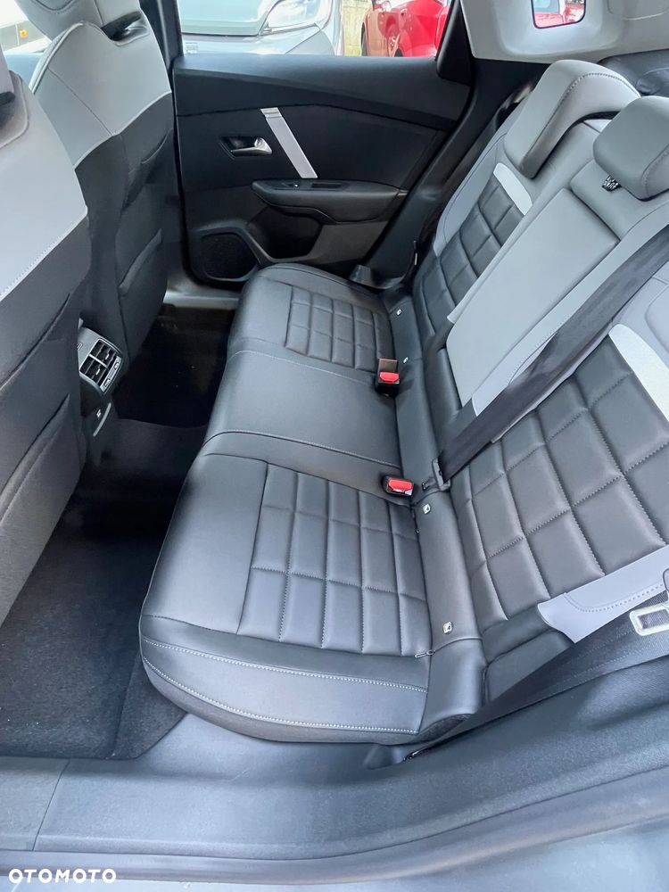 Citroën C4X 1.2 mHEV Max eDCT6 - 13