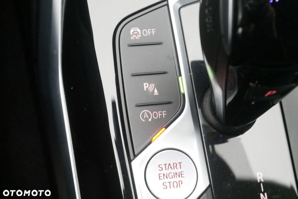 BMW Seria 3 - 18