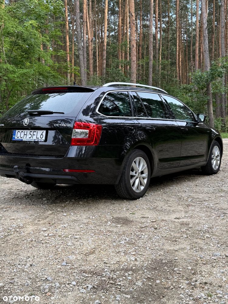 Skoda Octavia 1.6 TDI DSG Premium Edition - 9