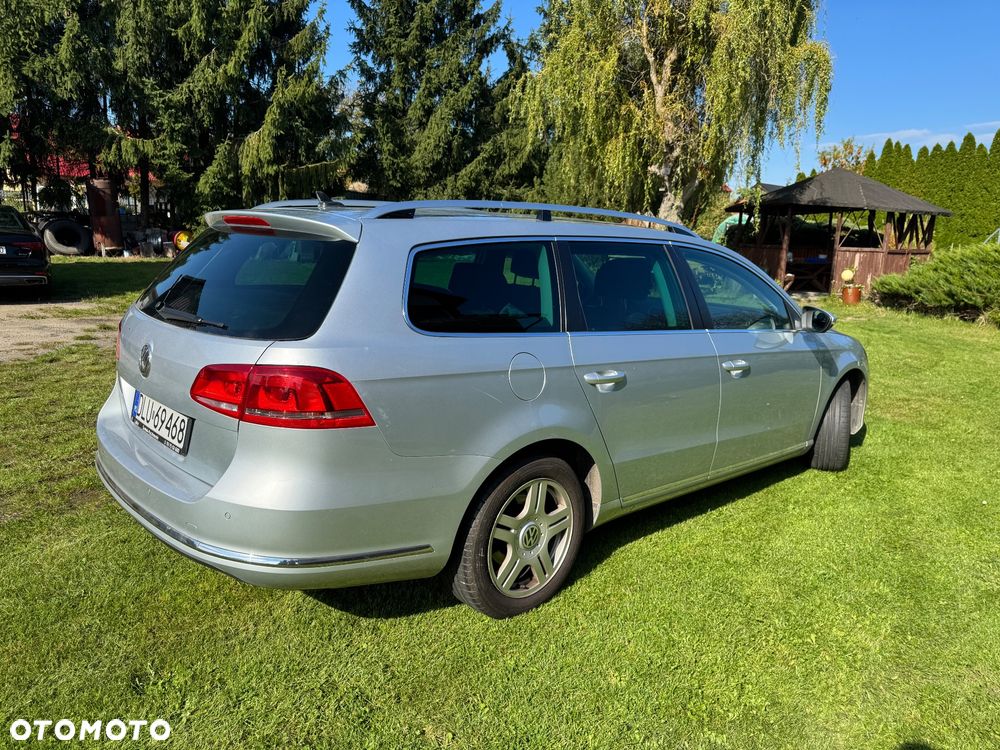 Volkswagen Passat 2.0 TDI Comfortline - 5