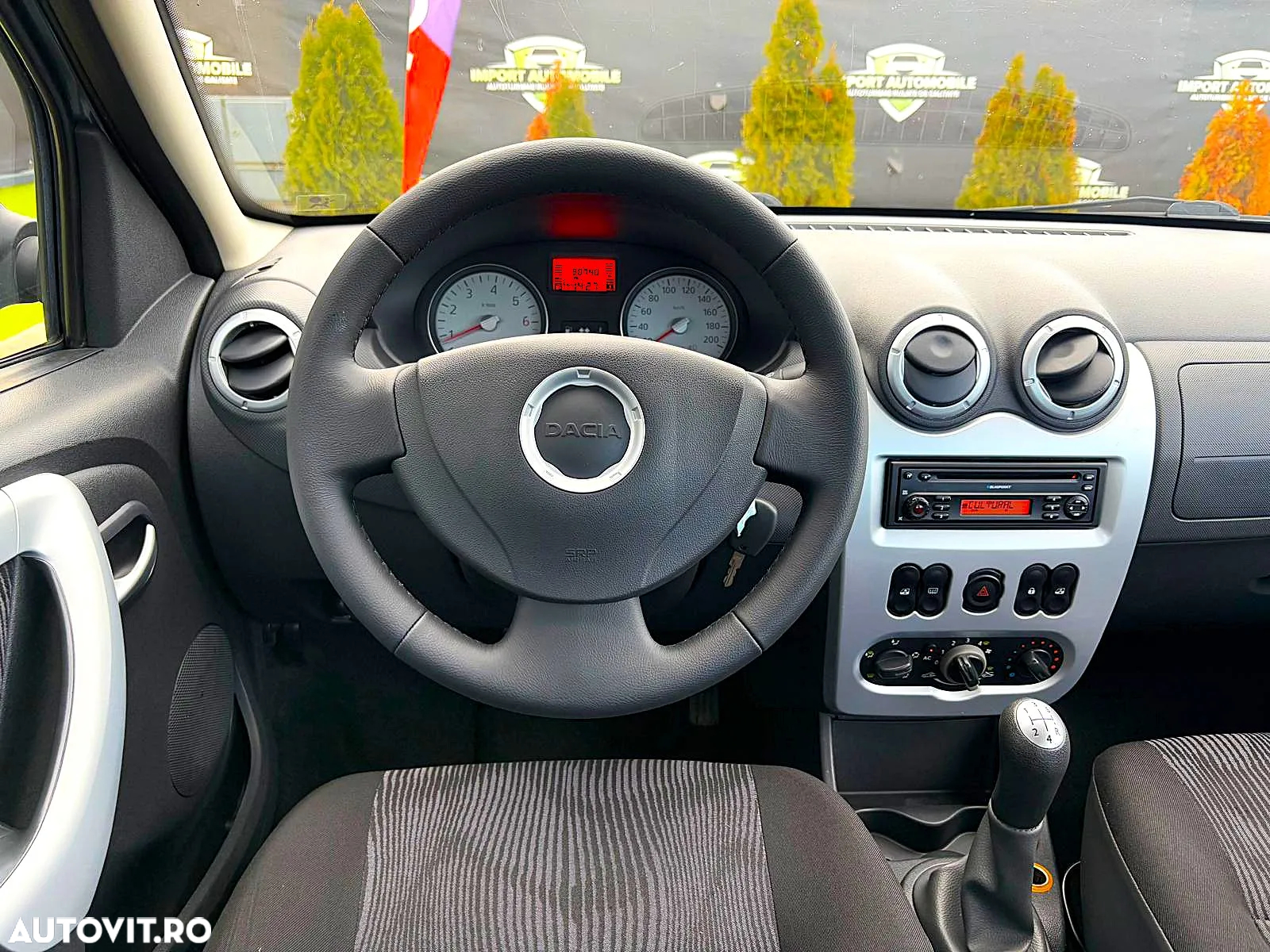 Dacia Sandero - 9