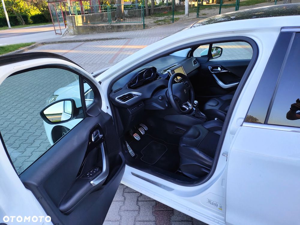 Peugeot 208 1.6 e-HDi Allure STT - 5