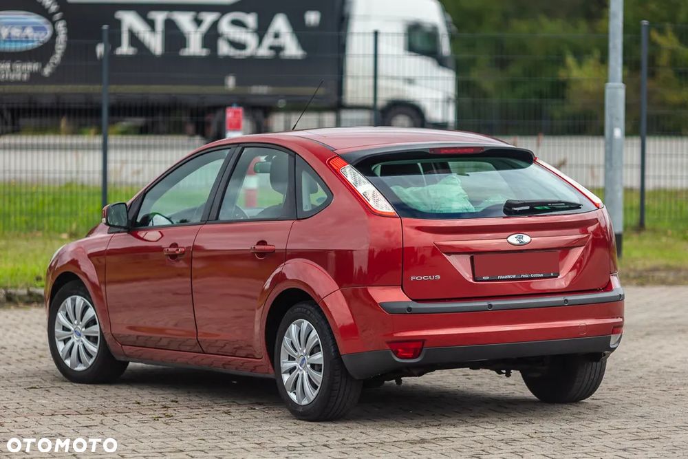 Ford Focus 1.6 16V Style+ - 4