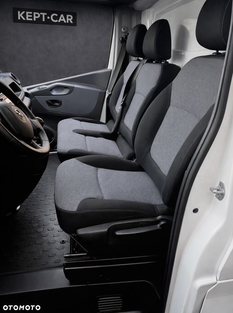 Opel Vivaro - 18
