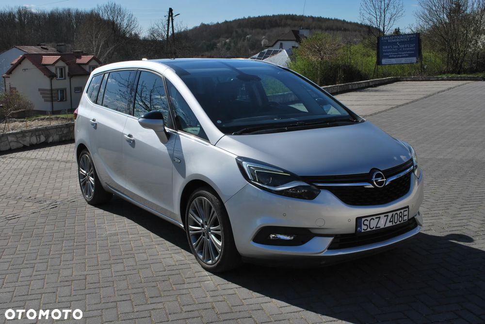 Opel Zafira 1.6 CDTI Elite S&S - 9
