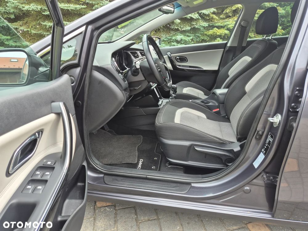 Kia Ceed 1.4 CVVT Dream-Team Edition - 19