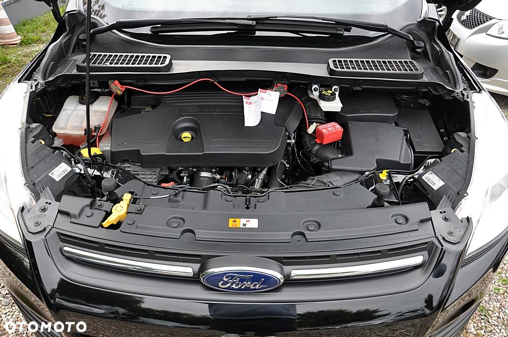 Ford Kuga - 32