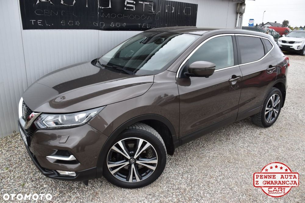 Nissan Qashqai 1.3 DIG-T N-Connecta DCT - 1