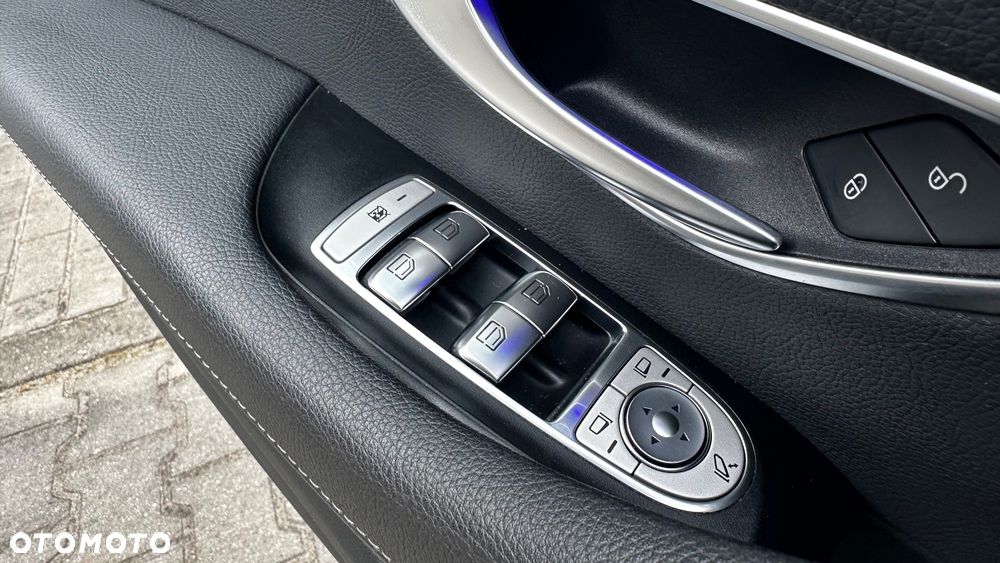 Mercedes-Benz Klasa E - 34