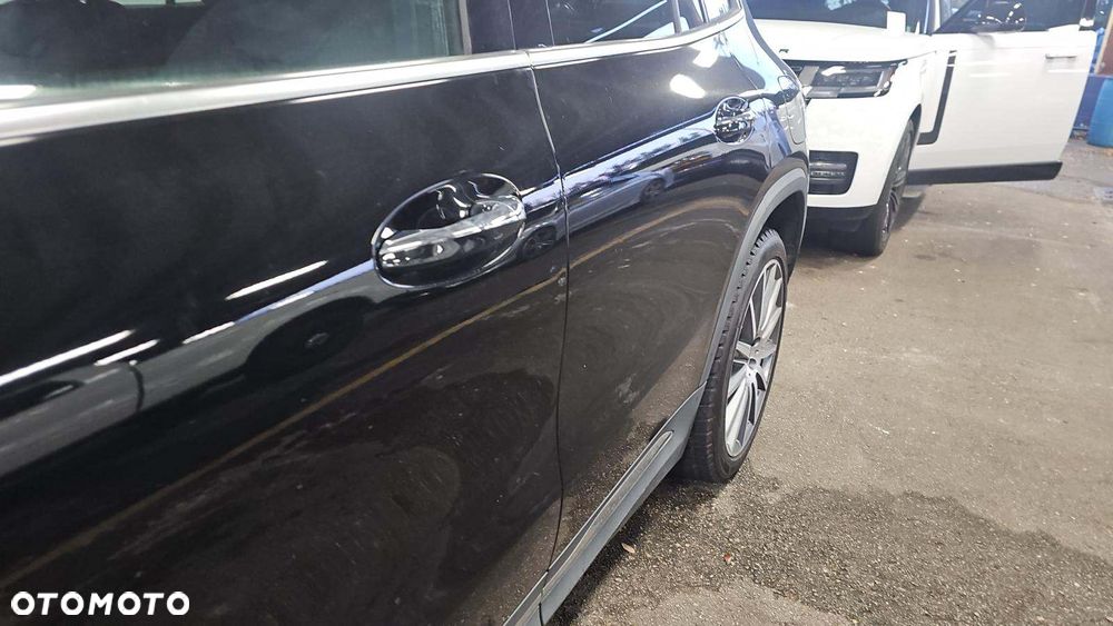 Mercedes-Benz GLA - 11