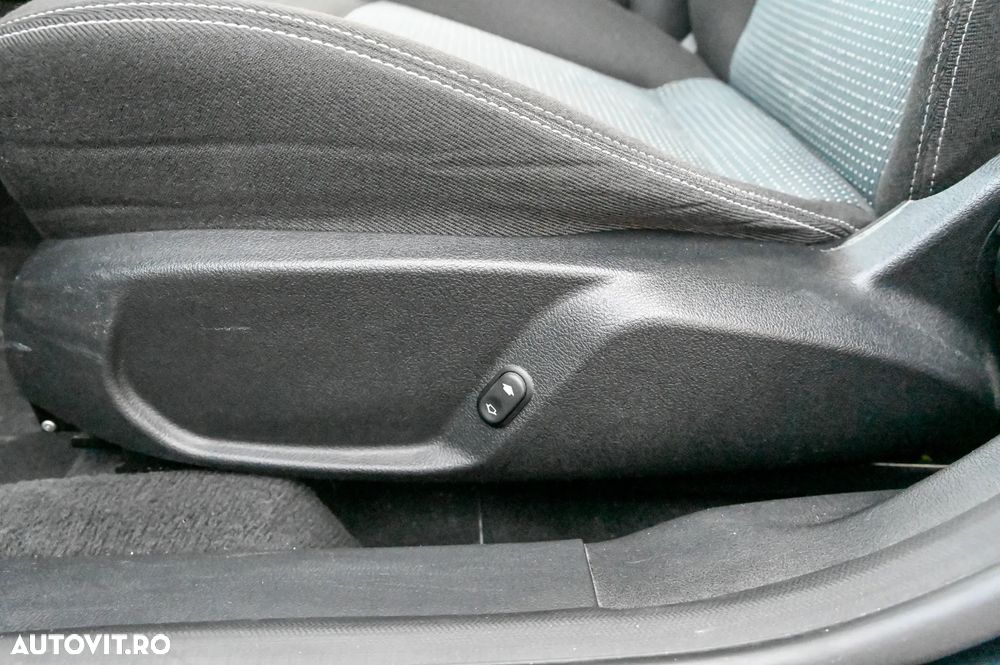 Ford Mondeo 2.0 TDCi Powershift Business Class - 19