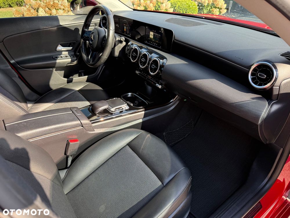 Mercedes-Benz CLA 180 d 7G-DCT Progressive - 34