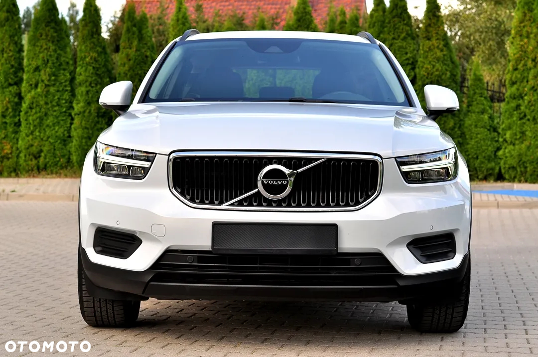 Volvo XC 40 T2 Momentum Pro - 11