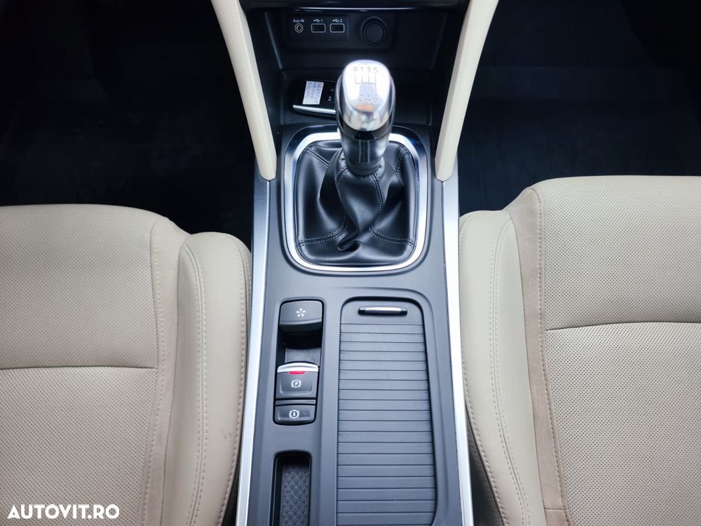 Renault Megane TCe 140 GPF Intens - 22