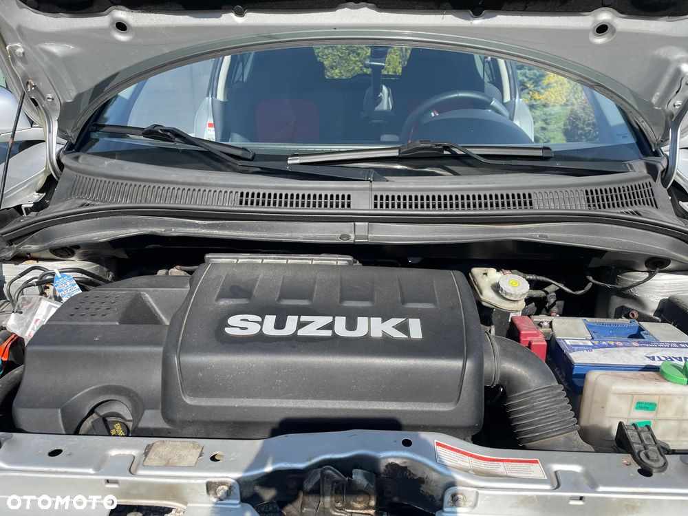 Suzuki Swift 1.6 Sport - 34