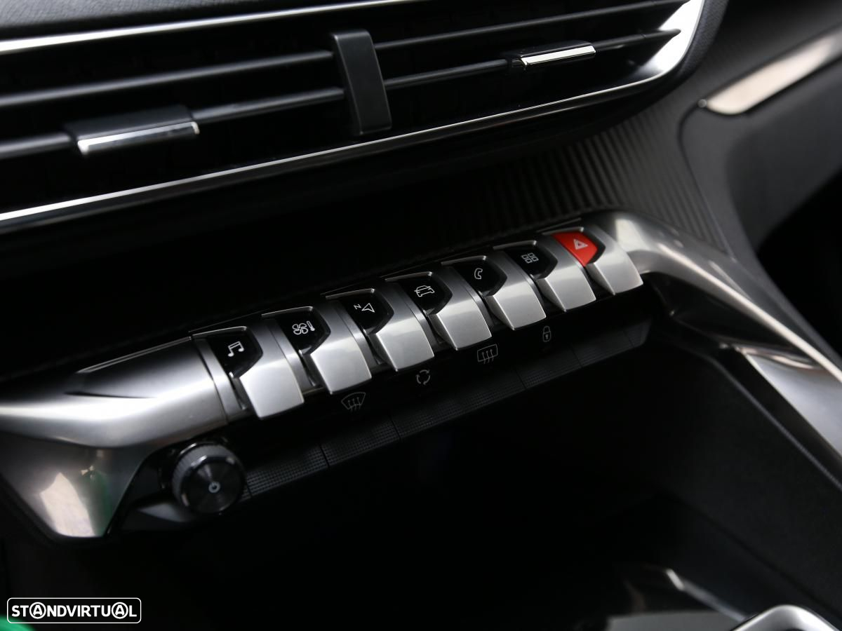 Peugeot 3008 1.5 BlueHDi Active - 17