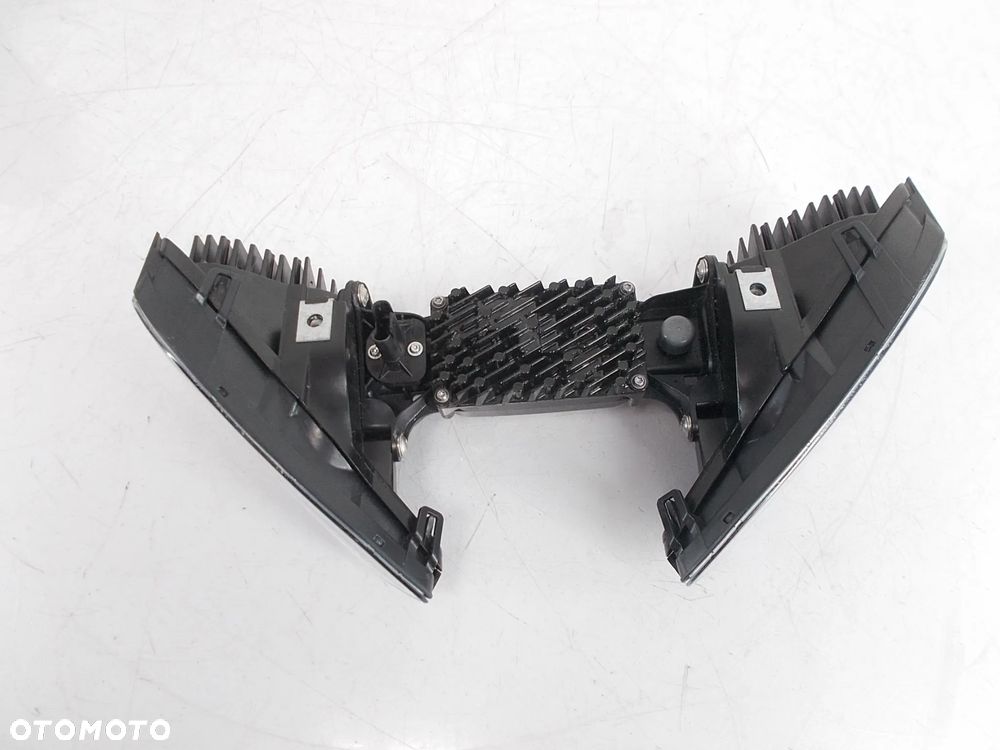 Reflektor LED lampa błotnik owiewka M1000 RR BMW K66 K67 S1000RR części - 5