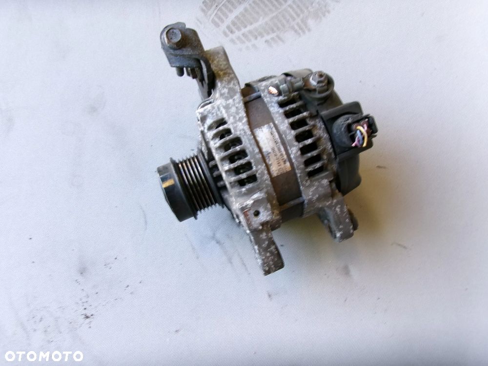 ALTERNATOR AVENSIS T27  VERSO  1.6  1.8 BENZYNA - 1