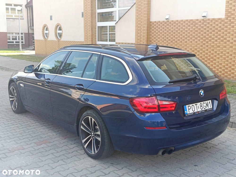 BMW Seria 5 520d Luxury Line - 12
