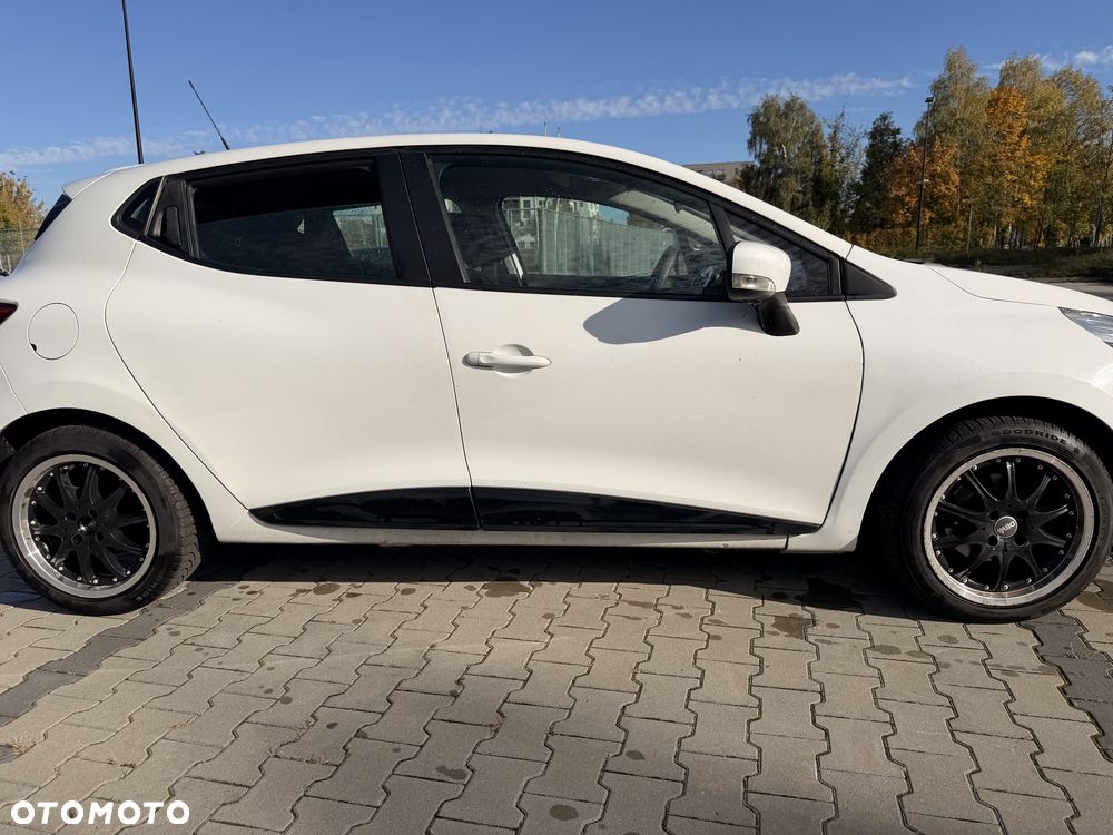 Renault Clio 2015 photo 3