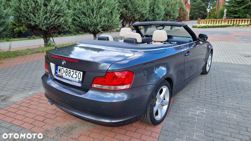 BMW Seria 1 120d Edition Sport - 12