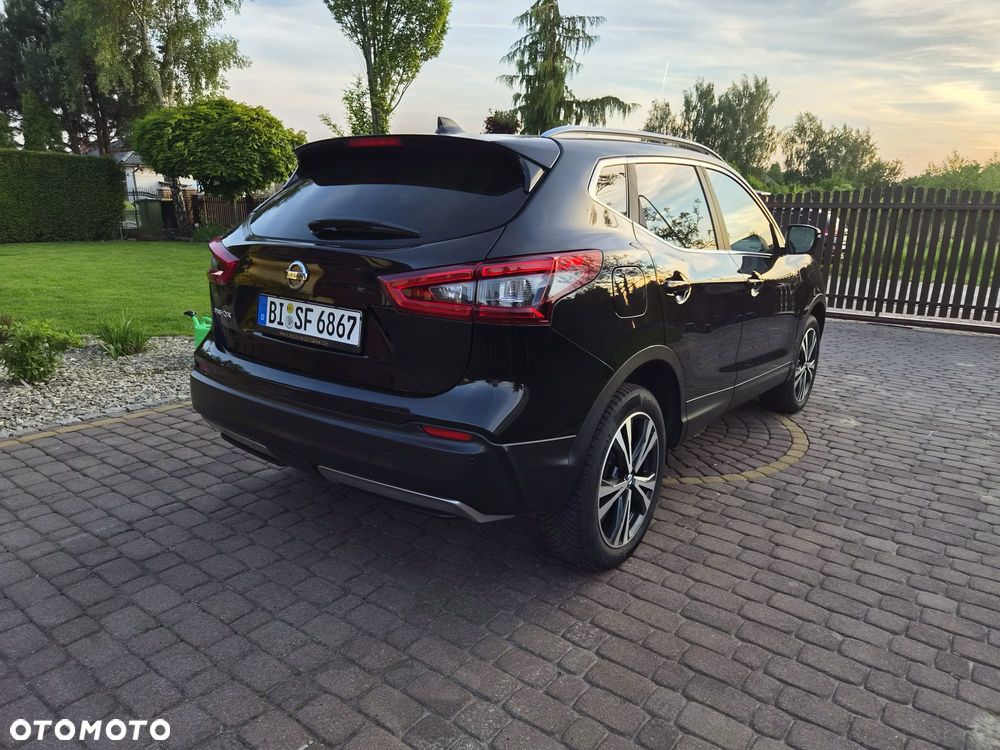 Nissan Qashqai 1.6 DIG-T N-Connecta - 8