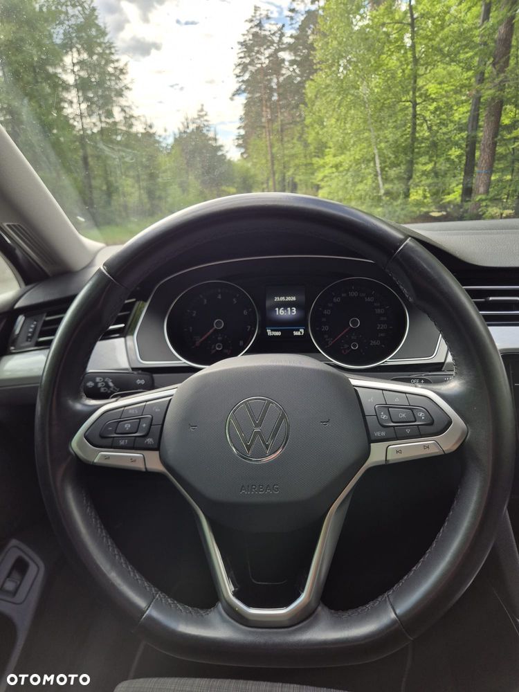Volkswagen Passat 2.0 TSI Business DSG - 23
