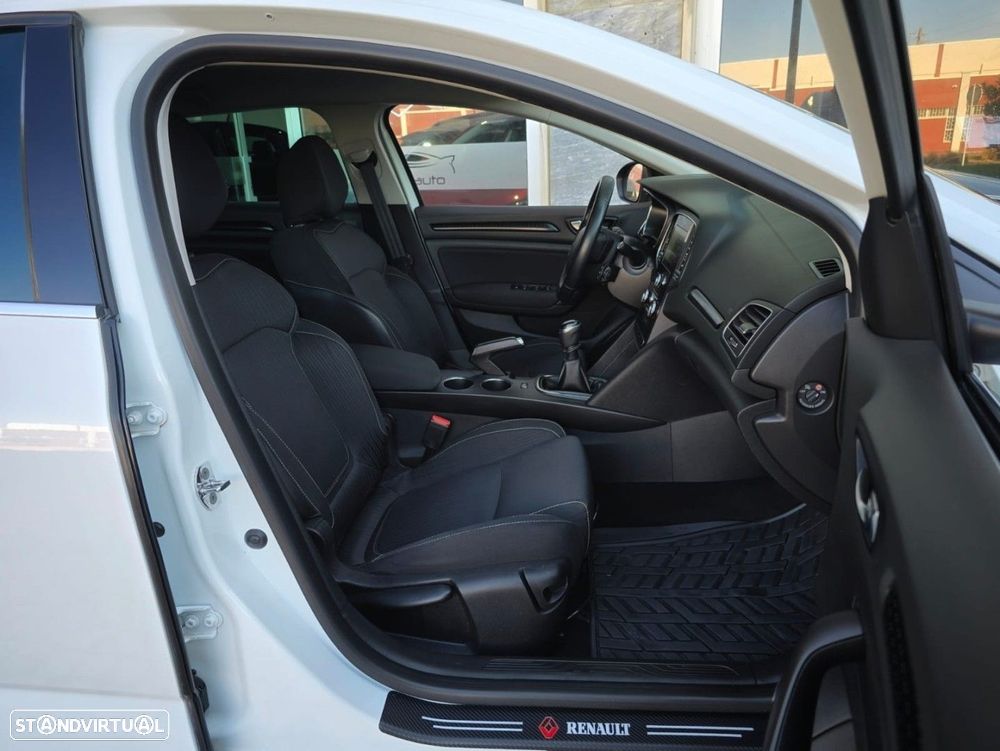 Renault Mégane Sport Tourer 1.5 dCi Intens - 16
