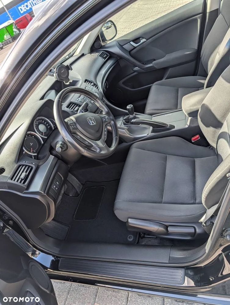 Honda Accord 2.0 Executive - 25