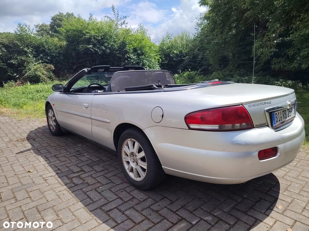 Chrysler Sebring - 7