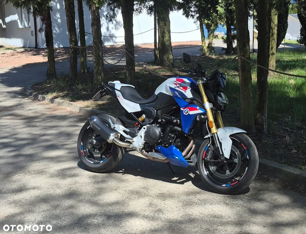 BMW F - 5