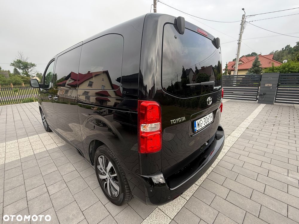 Toyota ProAce Kombi D-4D Medium 2,8t - 7