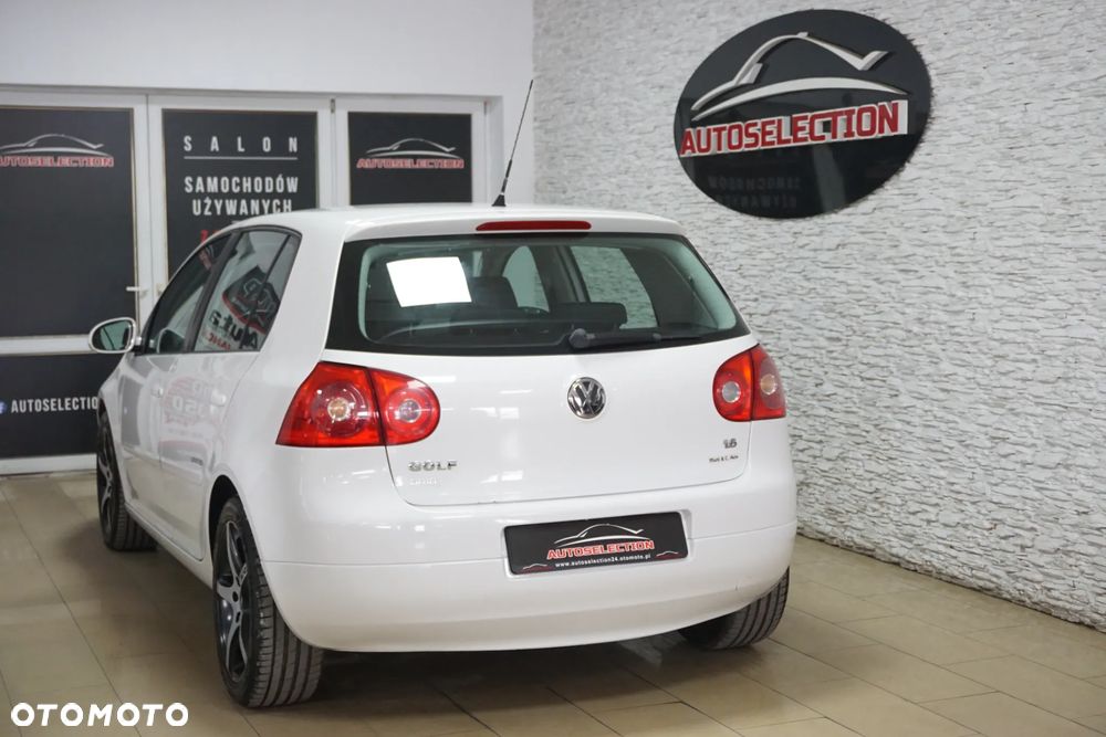 Volkswagen Golf 1.6 United - 6