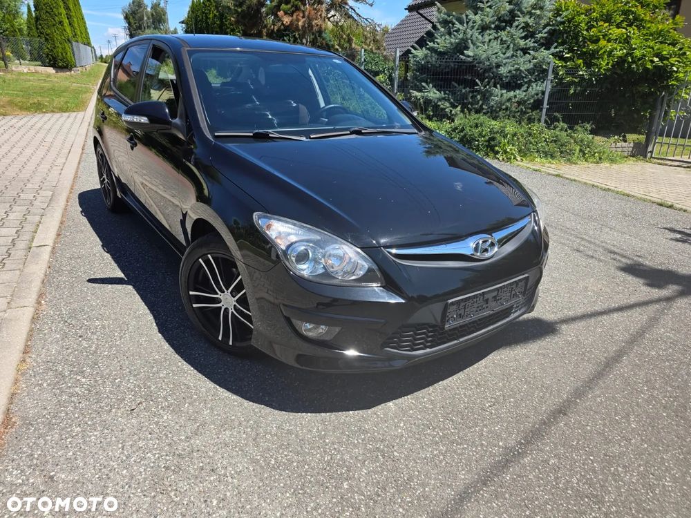 Hyundai i30 1.4 Comfort World Cup - 24