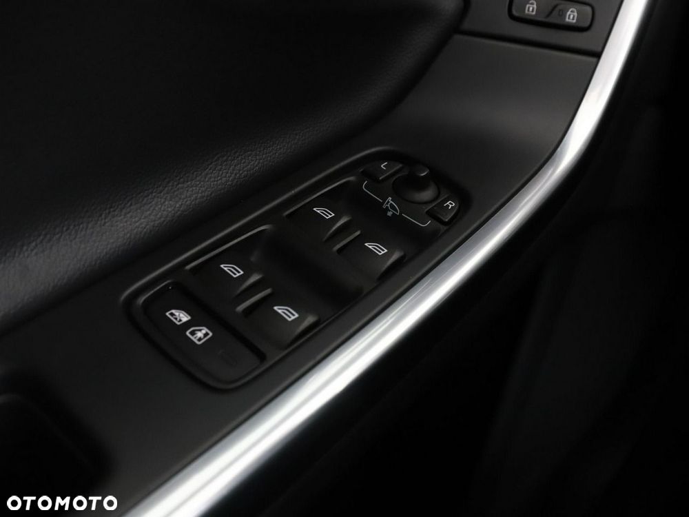 Volvo V60 D2 Kinetic - 33