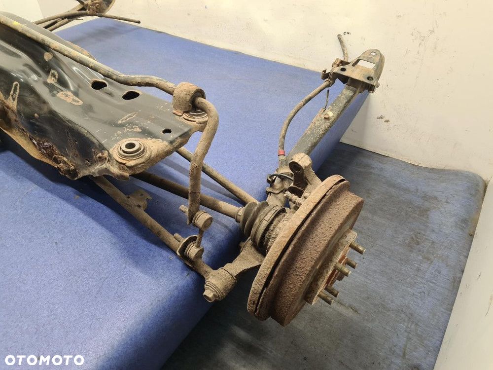 SUBARU FORESTER II LIFT 2.0B AUTOMAT BELKA ZAWIESZENIA TYŁ - 7